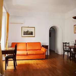 Alojamento de Acomodação e Pequeno-almoço Martina House