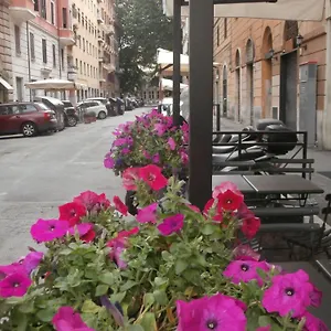 Alojamento de Acomodação e Pequeno-almoço San Michele A Porta Pia