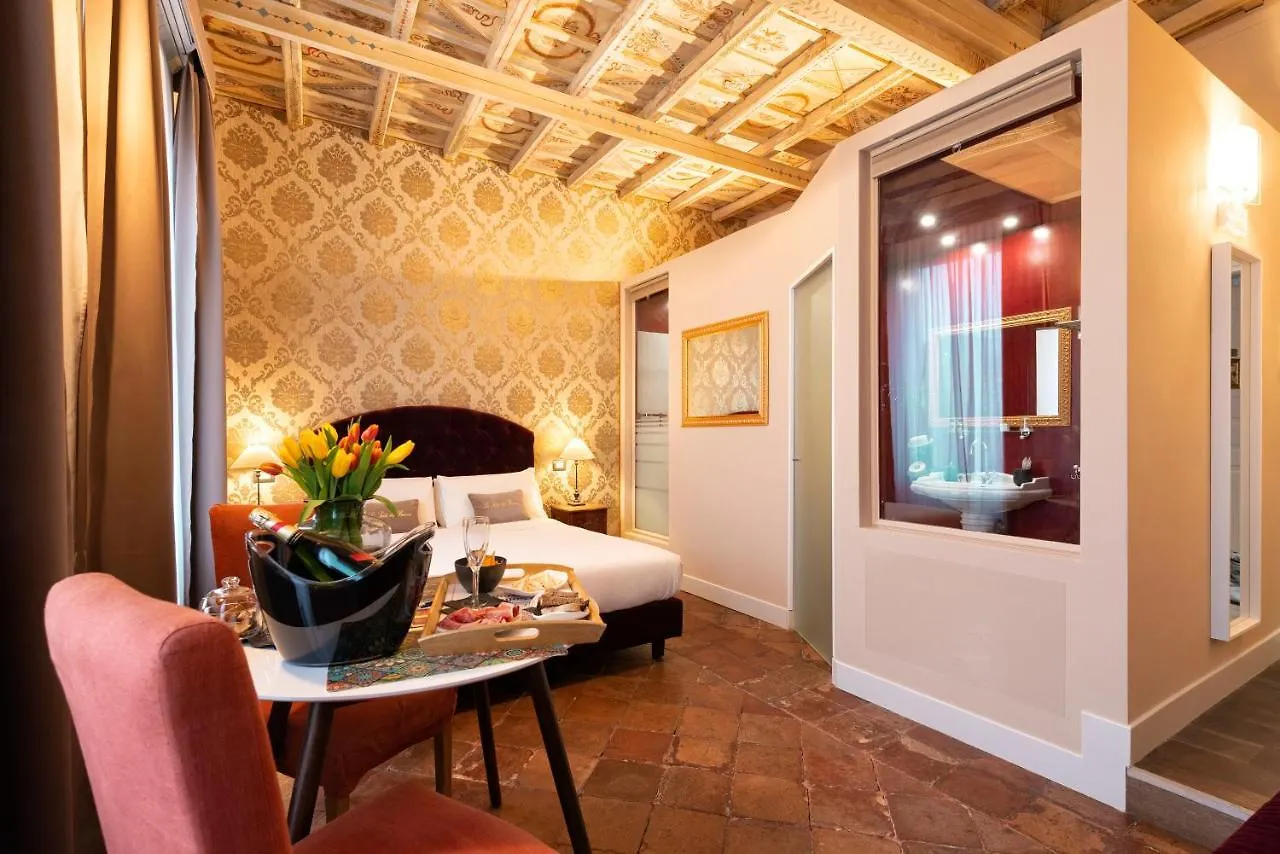 Le Suite Del Barone Rome Bed & Breakfast